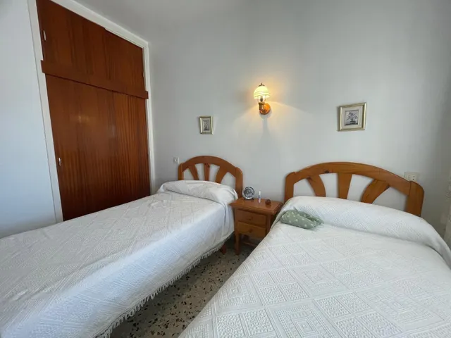 Ático de 3 dormitorios con amplia terraza y vistas al mar en Guardamar del Segura — 14
