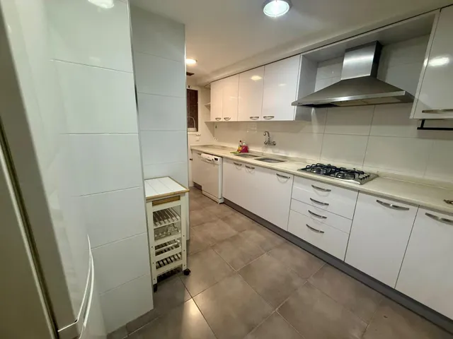 Alquiler vivienda vacia junto calle Bilbao y calle Almazora.NO COMISION AGENCIA. — 14