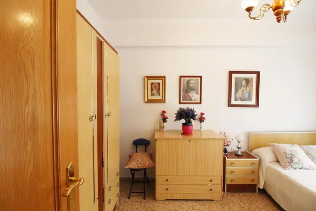 Amplia vivienda de 4 habitaciones en zona cervantes – Alaquàs — 21