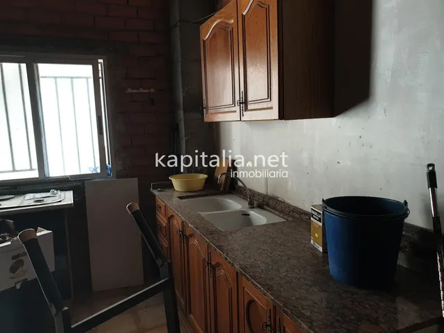 LOCAL COMERCIAL EN VIA PRINCIPAL DE ONTINYENT — 11
