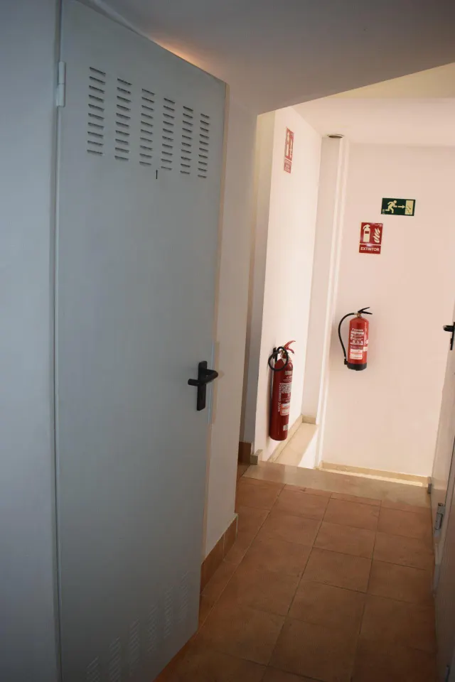 VENTA VIVIENDA CON INQUILINO NO SE PUEDE PASAR VISITAS — 29
