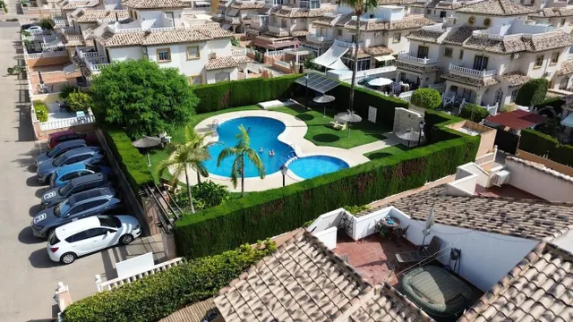 Villa 2 habitaciones 80m² en venta - Lomas de Cabo Roig — 45
