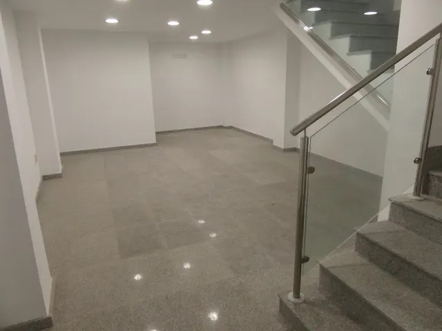 LOCAL COMERCIAL EN ZONA CRUCERISTA