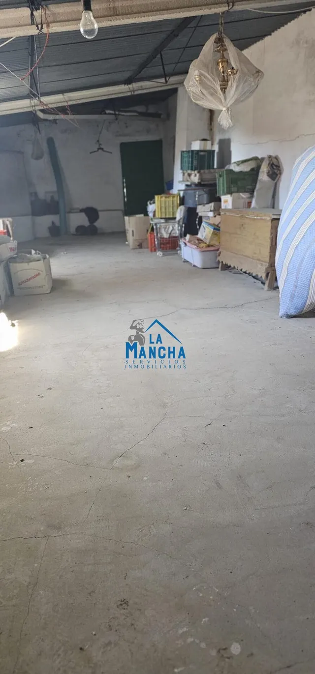 *55.000€* inmobiliaria la mancha vende casa entre Tobarra y hellín-Albacete — 31