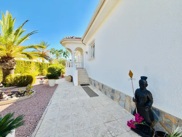 Villa 4 habitaciones 344m² en venta - Centro de la Ciudad Quesada — 44