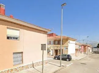 SE VENDE casa adosada OKUPA en C Sindicatos-Llano Del Beal 1 - foto 2