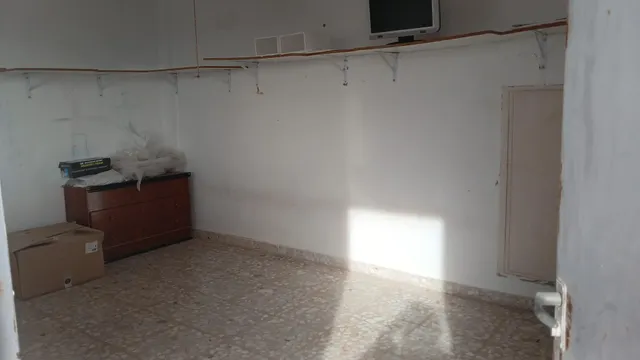Se vende casa con bajo comercial — 9