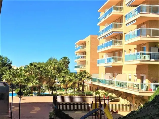 Apartamento a escasos metros de la playa - foto 2