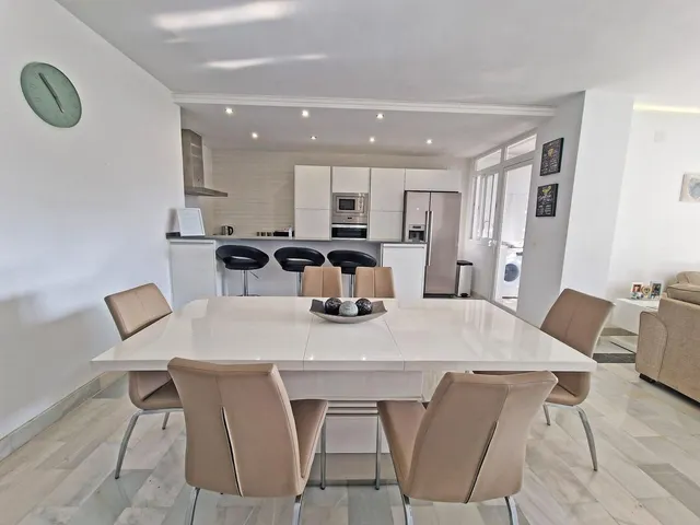 APARTAMENTO 3 DORMITORIOS CALAHONDA — 18