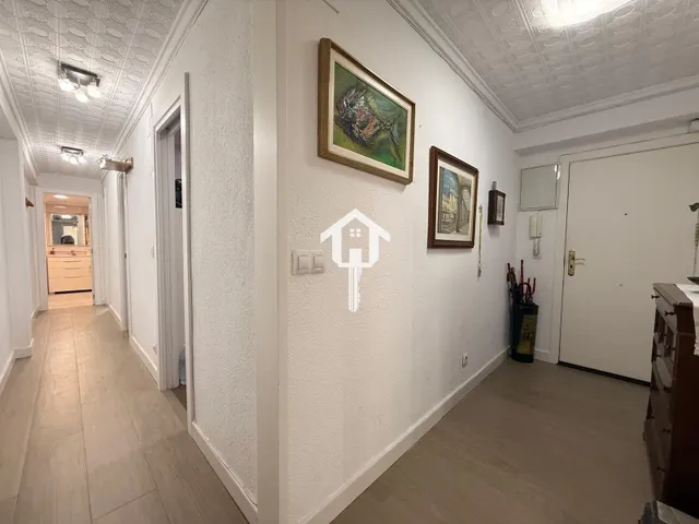 Piso en venta en Alicante. zona de carolinas altas. 90m2, 3 habitaciones, 1 baño, segunda planta con ascensor. — 12