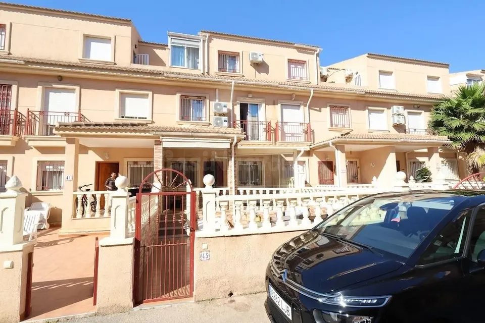 Dúplex 3 habitaciones 86m² en venta - Lomas de Cabo Roig