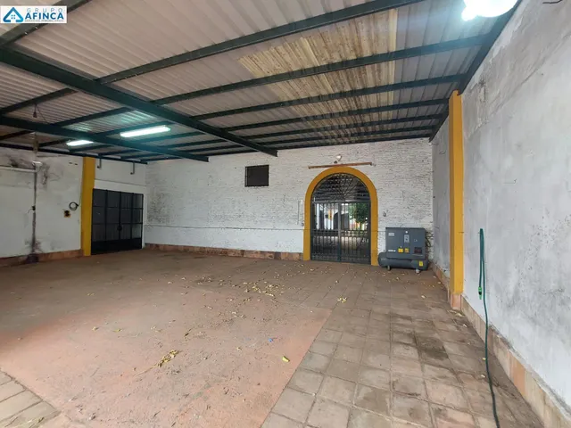 Bodega a la venta de 800 metros cuadrados — 29