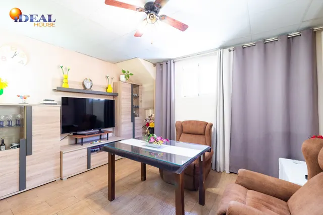 CHALET CON DOS VIVIENDAS ESPECTACULARES E INDEPENDIENTES EN EL VENTORRILLO — 40