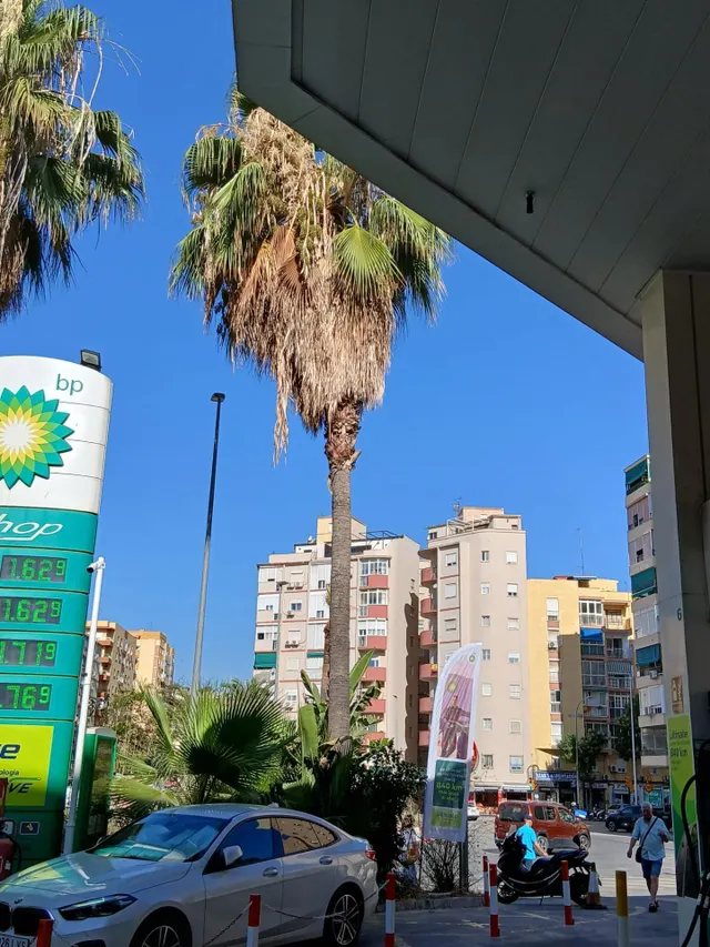 BLANHOGAR vende increíble oportunidad en Las Chapas, junto a Martínez Maldonado. — 17
