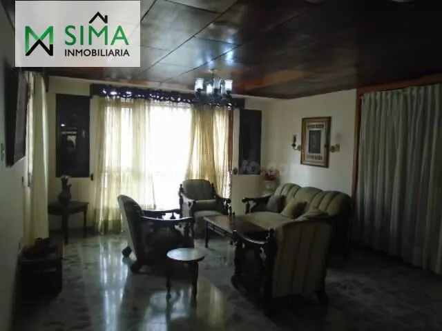 Casa 5 habitaciones 379m² en venta - Pie De La Popa - foto 4