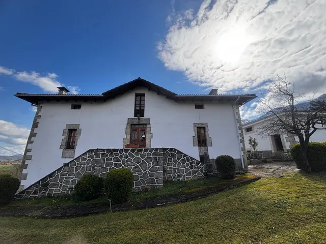 EN VENTA PRECIOSA PROPIEDAD EN EL VALLE DE MENA — 36