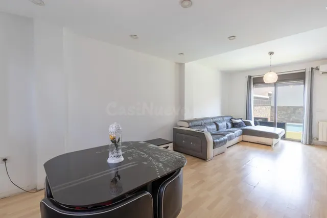 ¡Vive en La Joya! Amplia casa adosada con piscina privada en - foto 2