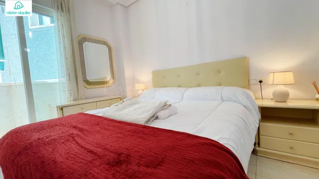 AMPLIO PISO DE 3 DORMITORIOS CON PISCINA, GARAJE Y DOS TERRA