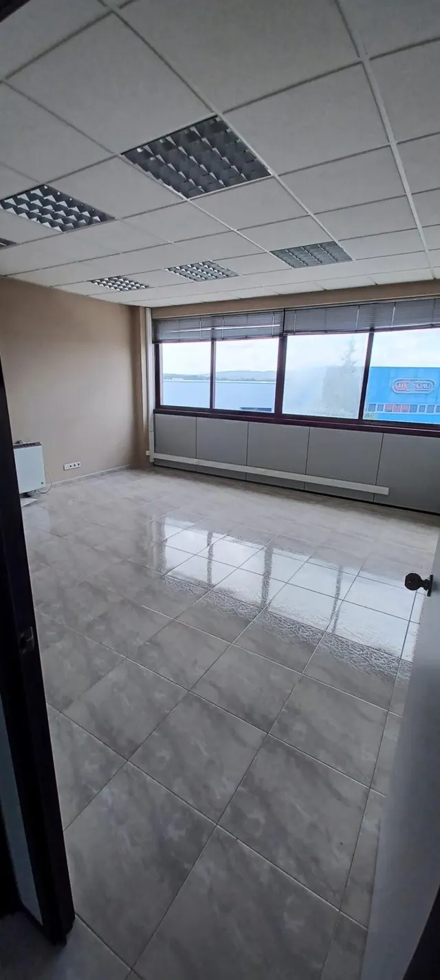 OFICINAS EN ALQUILER EN SANTIAGO — 5