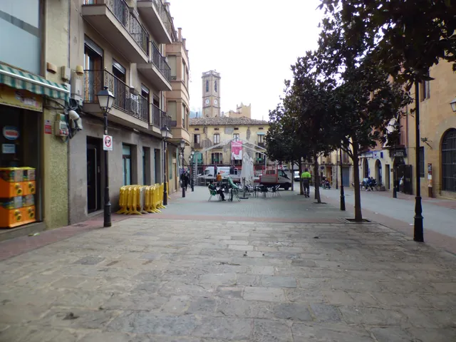 Local comercial en el centro de Sallent — 2