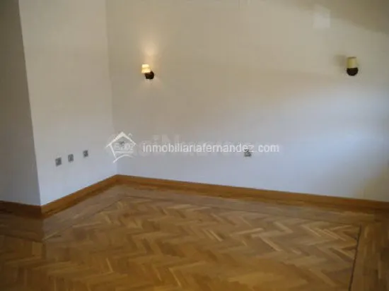 Piso en la mejor zona de Cáceres - foto 3