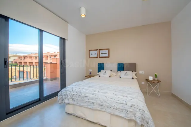 BUNGALOW NUEVO CON PISCINA A CINCO MINUTOS DE ELCHE