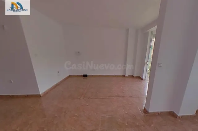 MAGNIFICA OPORTUNIDAD!!! - AMPLIO PISO OCUPADO- AYORA — 2