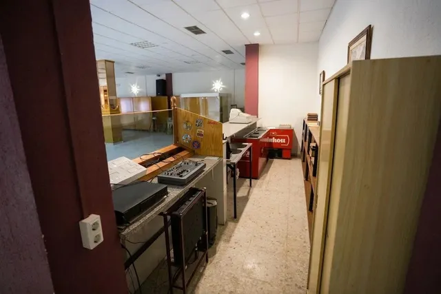 Local comercial de hostelería con gran terraza y salón de eventos en Guadiana. — 42