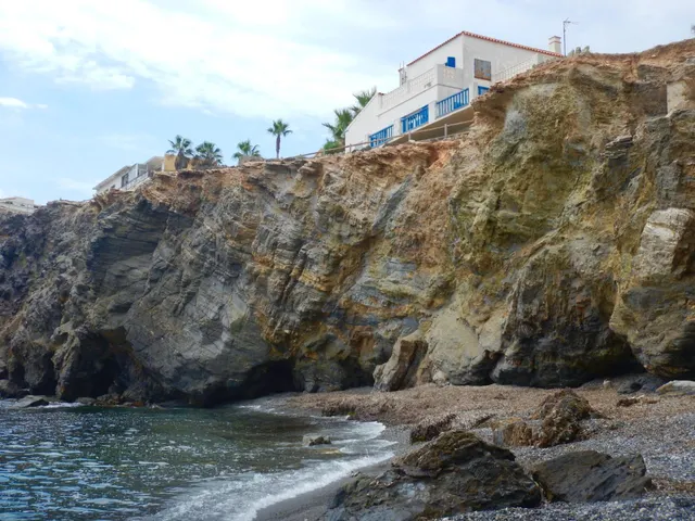 CHALET INDEPENDIENTE CON VISTAS AL MAR MEDITERRANEO — 11
