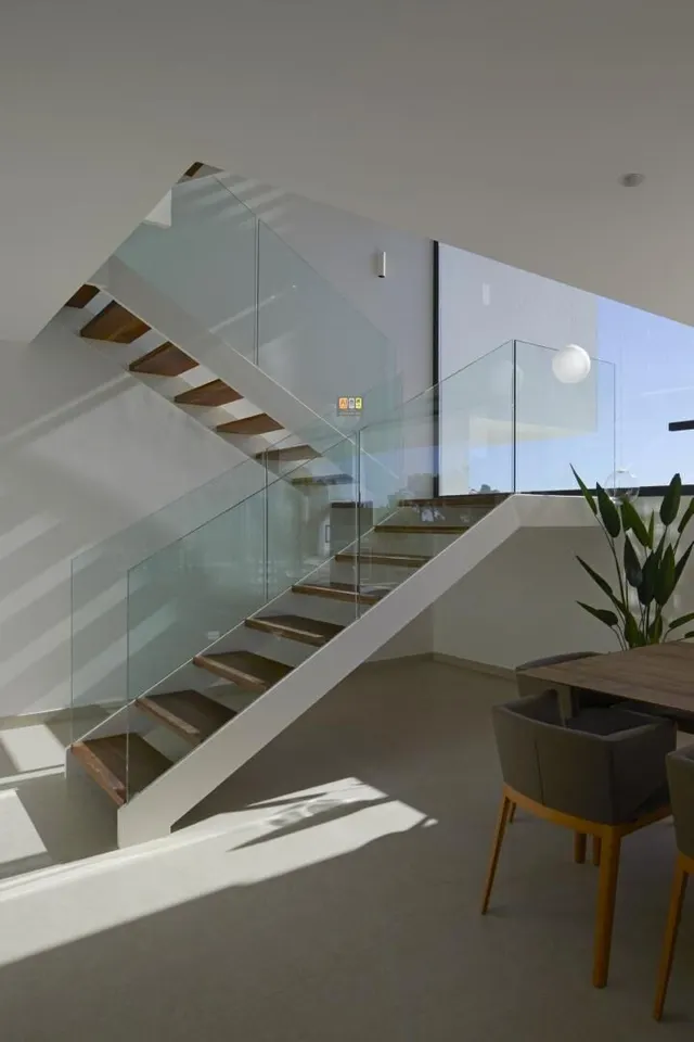 MODERNA VILLA EN LA SIERRA DE ALTEA — 10
