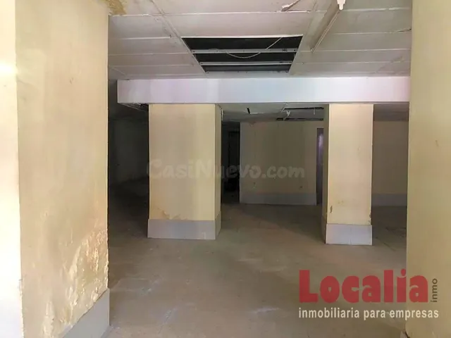 Amplio local comercial en Torrelavega, Cantabria. - foto 4