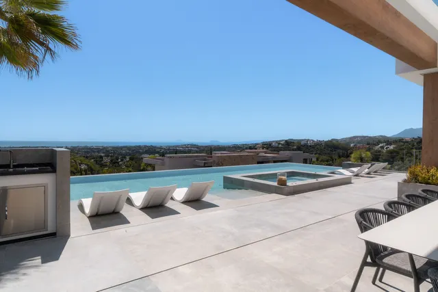 Chalet 6 habitaciones 943m² en venta - Costa Del Sol — 14
