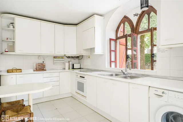 Villa histórica con 900 m2 de jardín en el corazón de Canfranc-Estación — 14