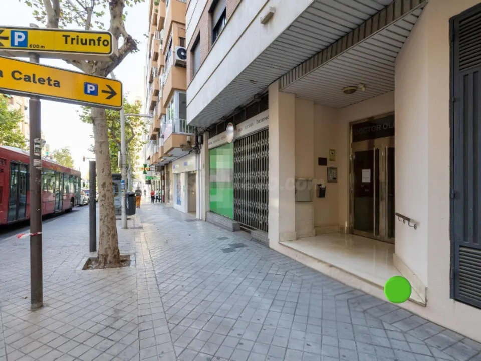 LOCAL COMERCIAL EN VENTA - ZONA PLAZA DE TOROS, GRANADA