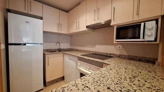 Ático duplex de 2 dormitorios y plaza de garaje en La Alberca. — 8