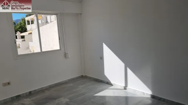 Exquisito Bungalow de una Planta en Benidorm con Espectaculares Vistas — 5