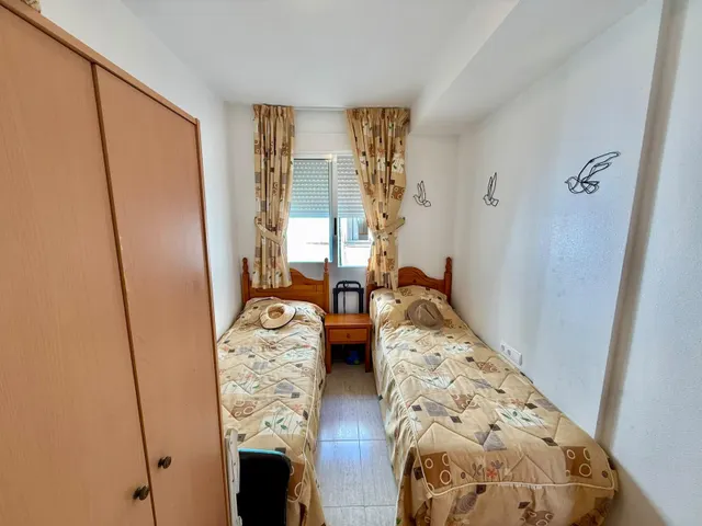 Ático con piscina comunitaria, Alicante, Torrevieja. 2 habitaciones | 63 m2 | A 100 metros del mar — 22