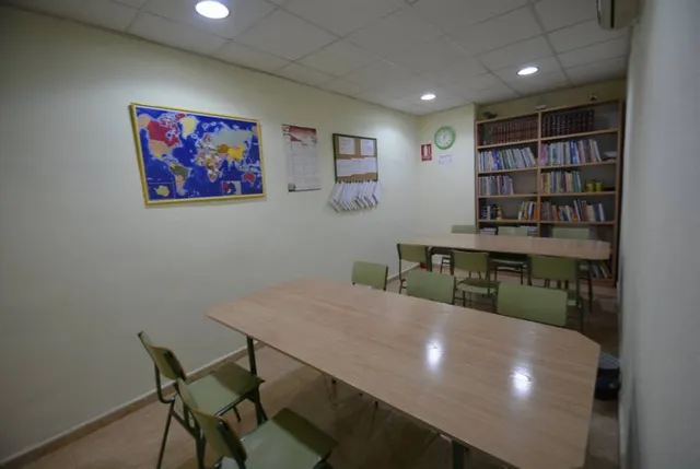 ¡¡PRECIO REBAJADO!! Local en planta baja de 87,50 m2. en Orihuela. Zona de Reyes Católicos. — 8