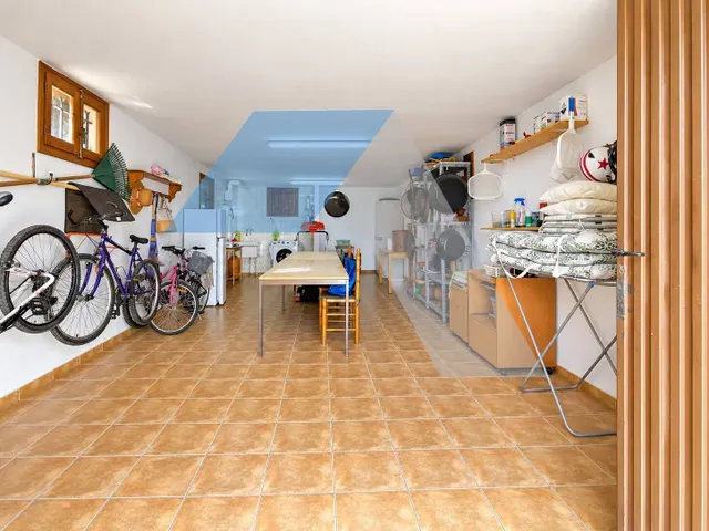 Chalet en parcela urbana con piscina privada en san vicente del raspeig — 37