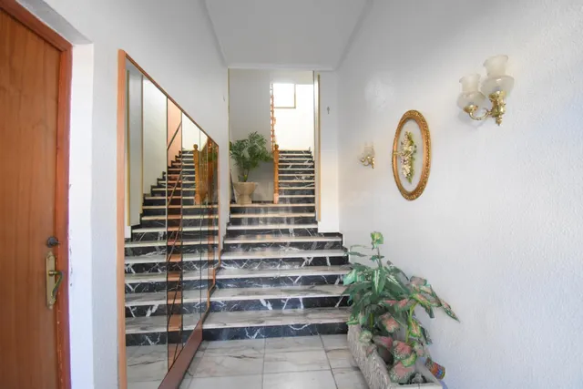 Edificio 3 habitaciones 270m² en venta - San Crispín - Huert - foto 3