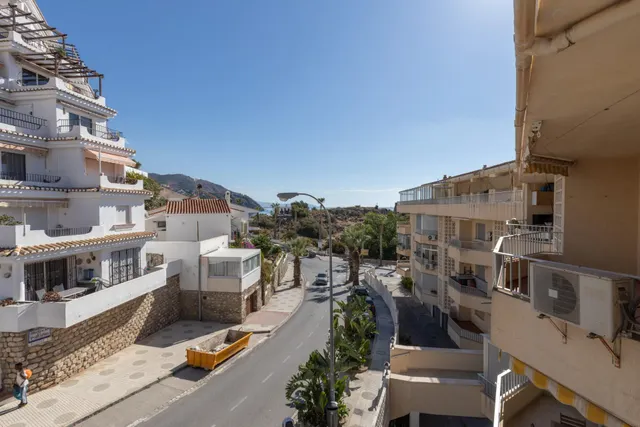 ¡exclusivo apartamento en primera linea de playa con reforma integral de alta gama! — 15