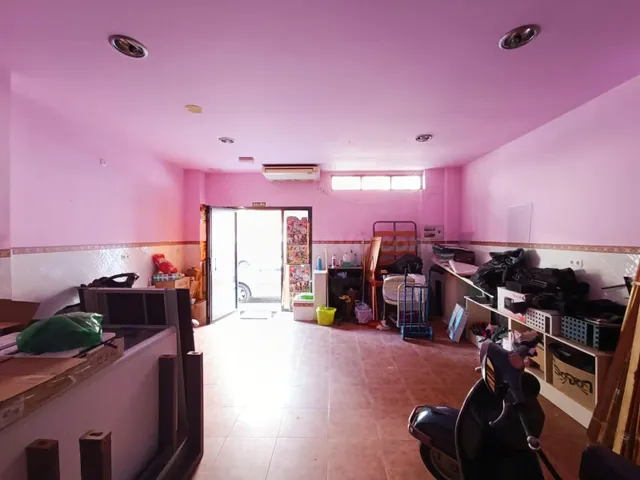 Local comercial 80m² en venta - Los angeles — 4