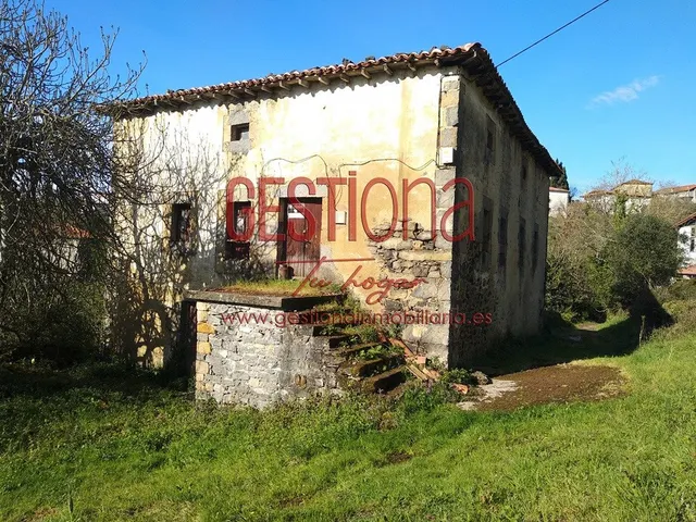 CASA PARA REFORMAR CON TERRENO. SOBA — 2