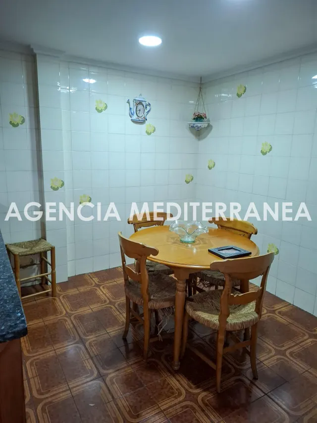 Piso 8 habitaciones 291m² en venta - Oliva pueblo — 25