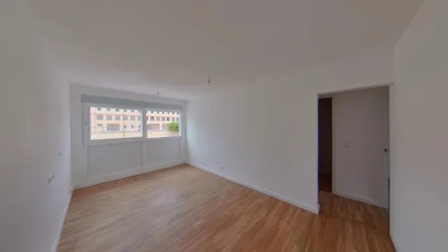 Venta de Vivienda en Marbella, Málaga. Activo Inmobiliario Sin Posesión / Alquilado / No se Puede Visitar ni Financiar. — 17