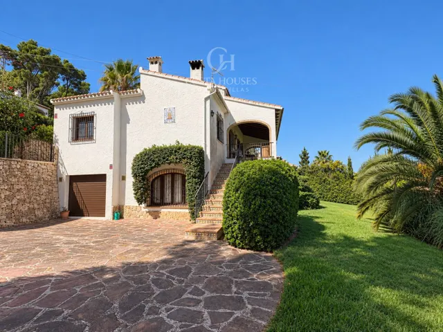 VILLA JARDI · DOBLE PARCELA, JARDINES MADUROS Y VISTAS AL MONTGÓ EN EL TOSALET JÁVEA — 21