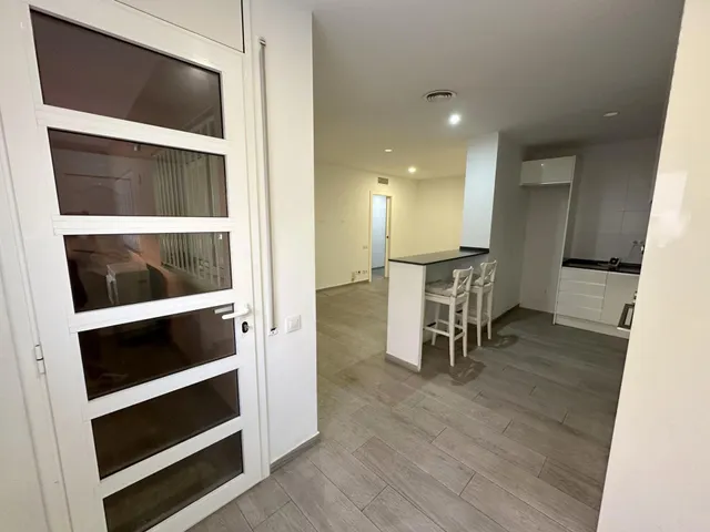 Amplia y Moderna Planta Baja Reformada en Marianao, Sant Boi de Llobregat — 21