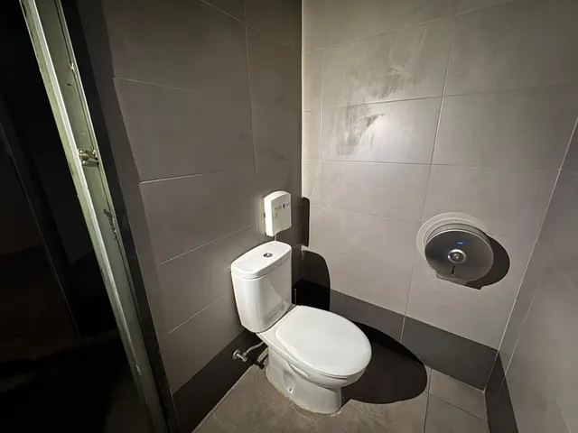 Local Comercial Exclusivo en la Mejor Ubicación de Gandía — 6