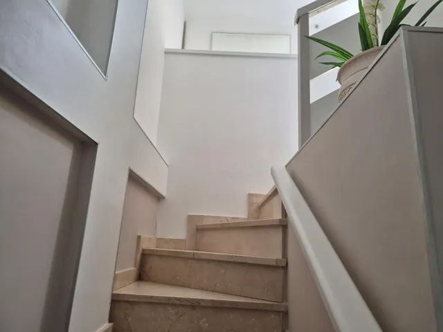 Piso 4 habitaciones 200m² en venta - Playa del Duque — 28
