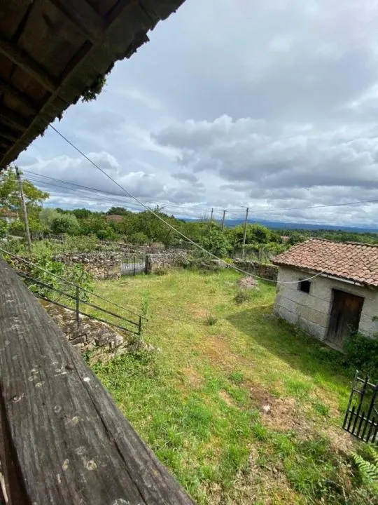Casa en San Cibrao das Viñas - foto 5